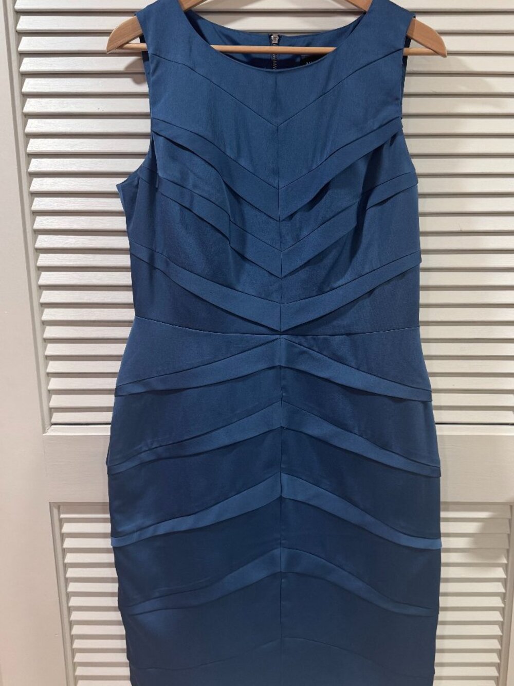 Adrianna Papell Blue Fitted Dress – Size 10 (Fully Lined)